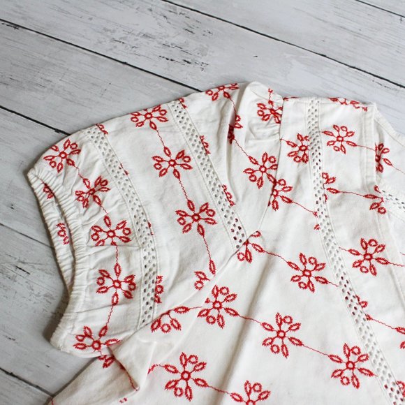 Matilda Jane Women's Size S Carolina White Red Eyelet Top V Neck - Picture 6 of 8